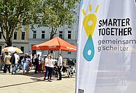 Das Video und alle Fotos vom IBA-Talk "Bestandsentwicklung und Stadterneuerung" in der VHS Simmering und der Tour durch das Projektgebiet "Smarter Together" am 21. November 2016 sind nun online!